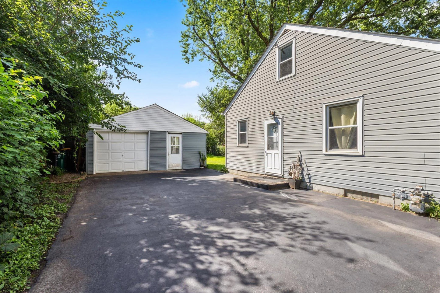 5243 Georgia Avenue, Crystal, MN 55428