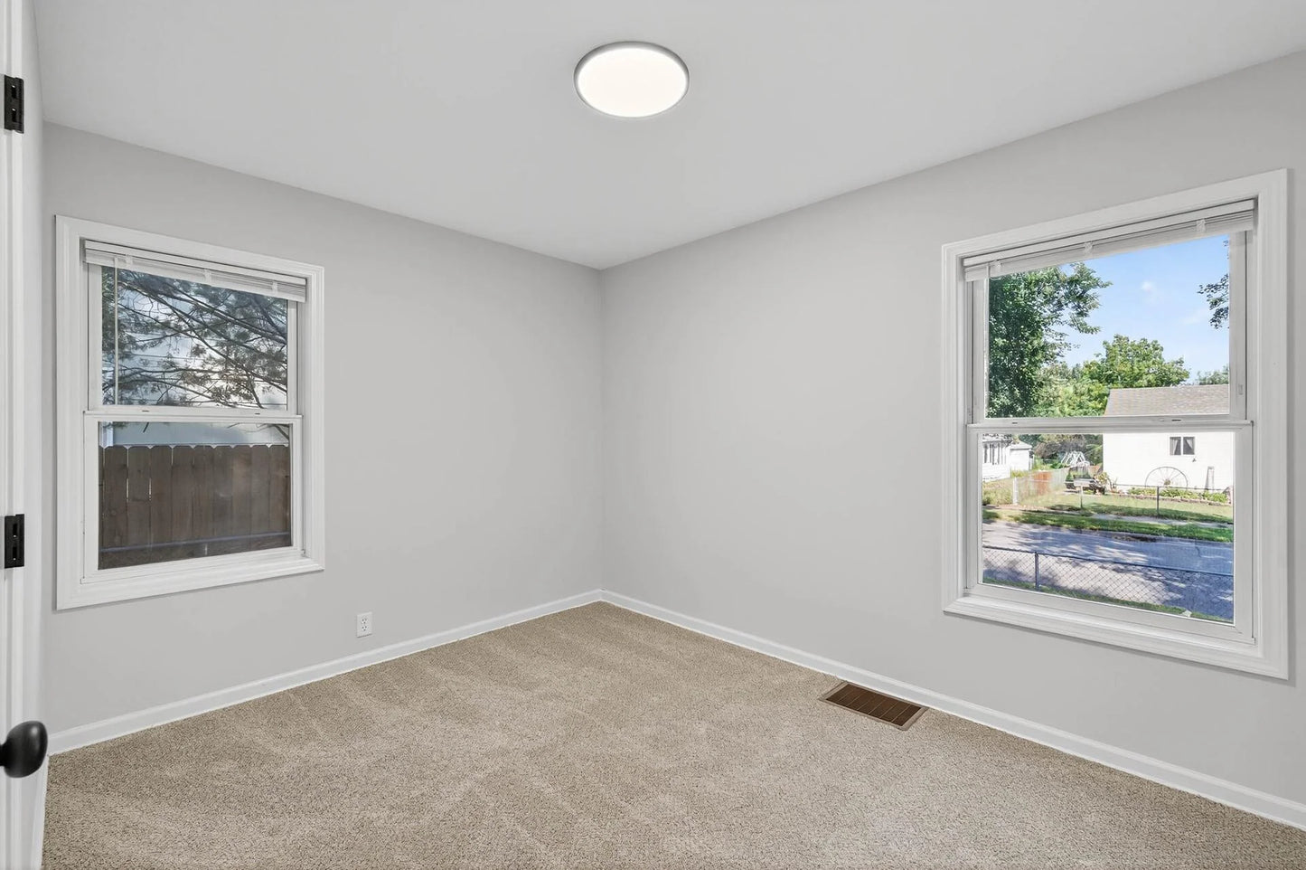 5225 6th Street, Minneapolis, MN 55430