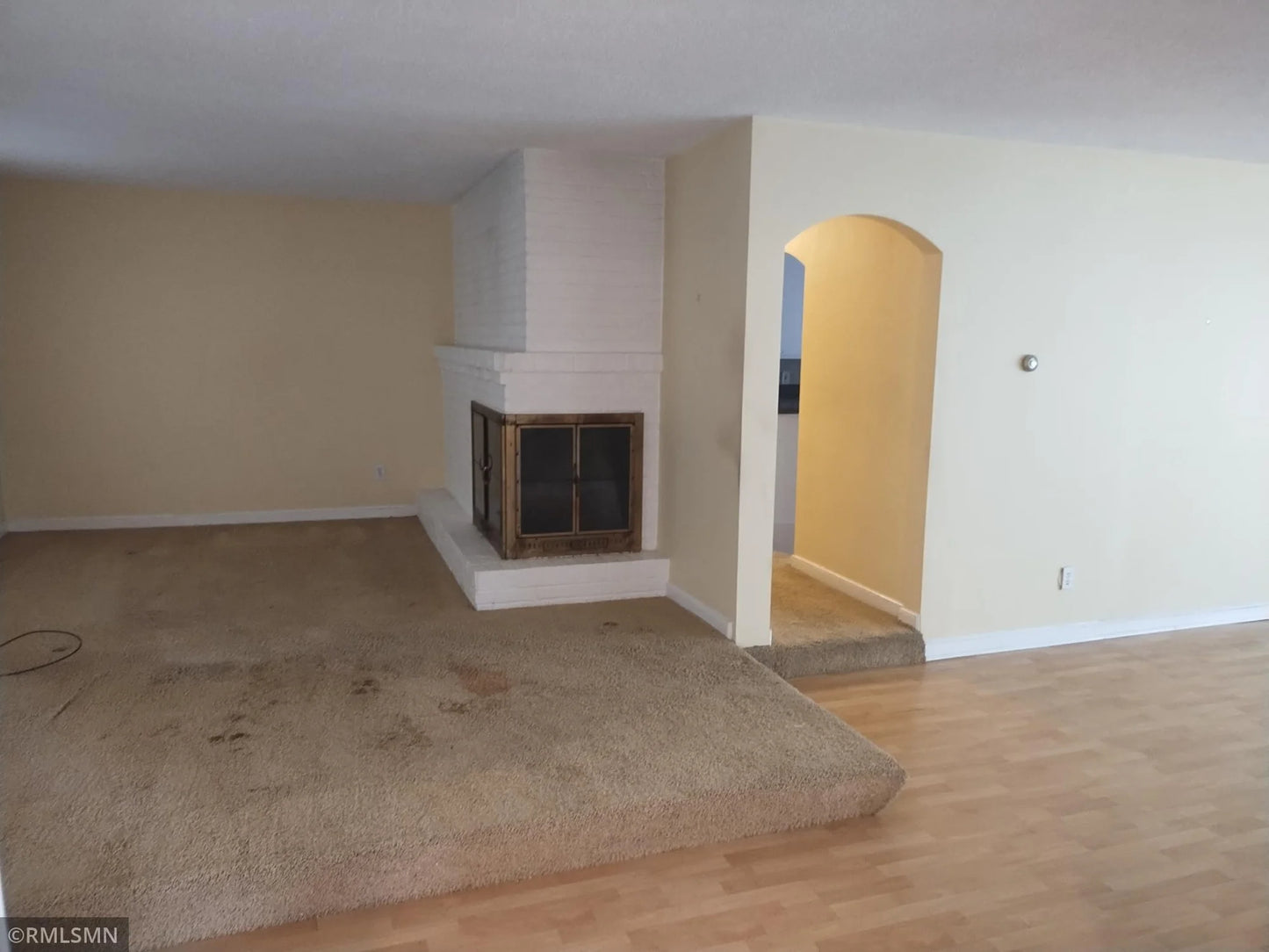 1872 Mississippi River Boulevard, Saint Paul, MN 55116
