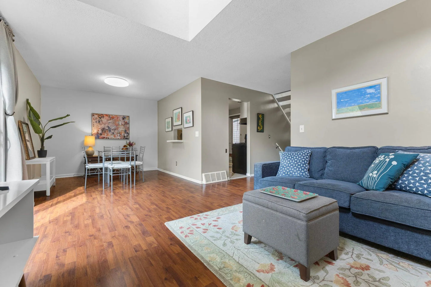 4352 4th Avenue, Minneapolis, MN 55409
