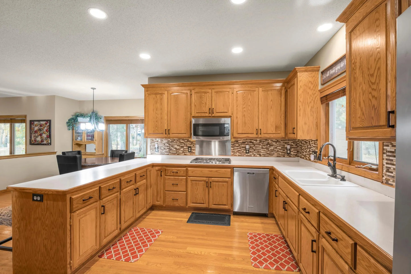 10512 Hidden Oaks Lane, Champlin, MN 55316
