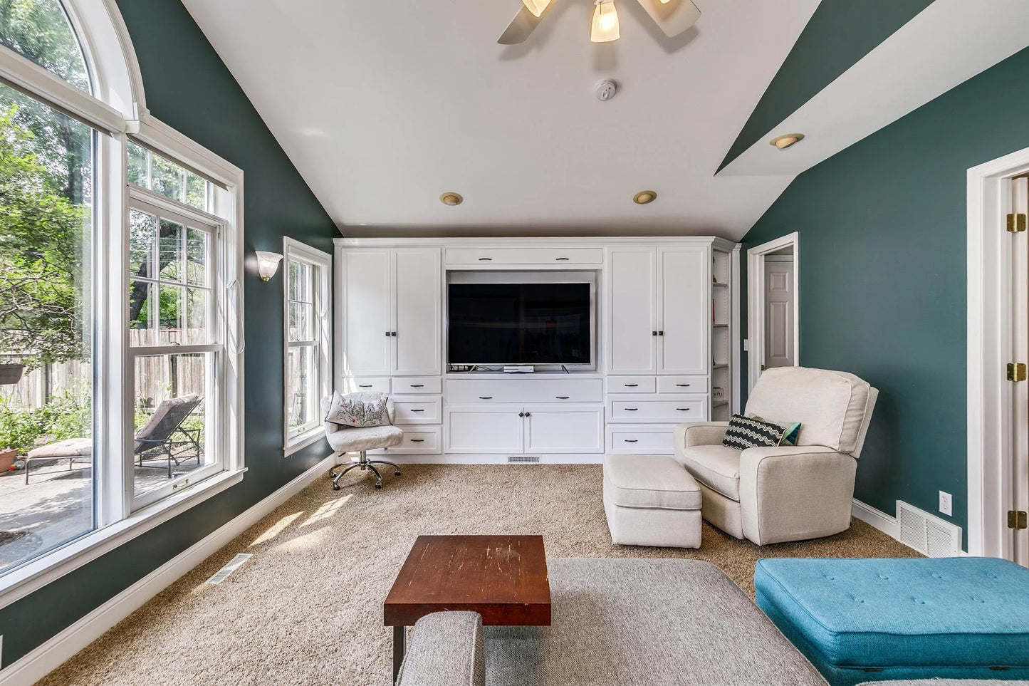4354 Browndale Avenue, Saint Louis Park, MN 55424