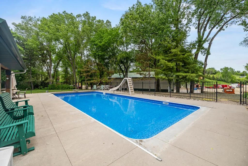 2511 Carver Avenue, Maplewood, MN 55119