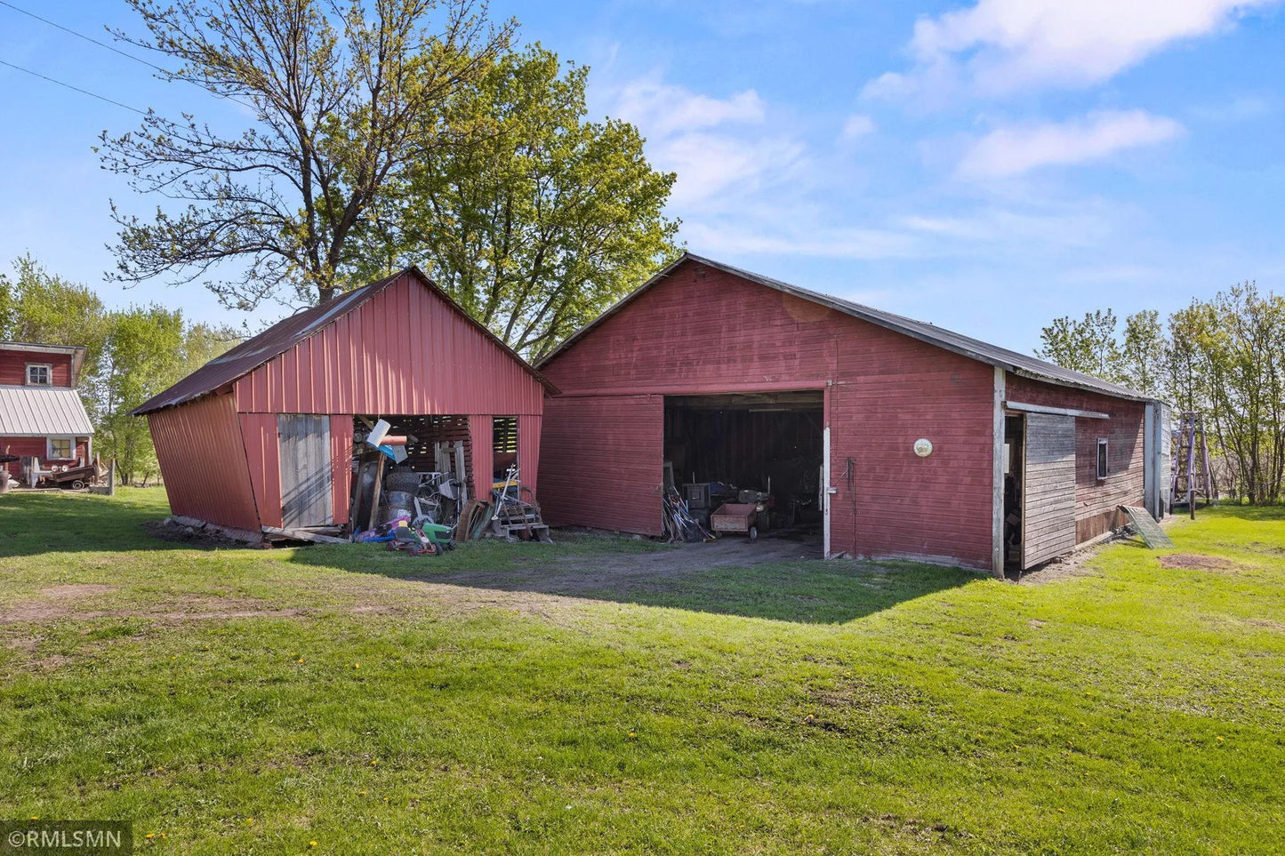 5664 County Road 7 , Howard Lake, MN 55349