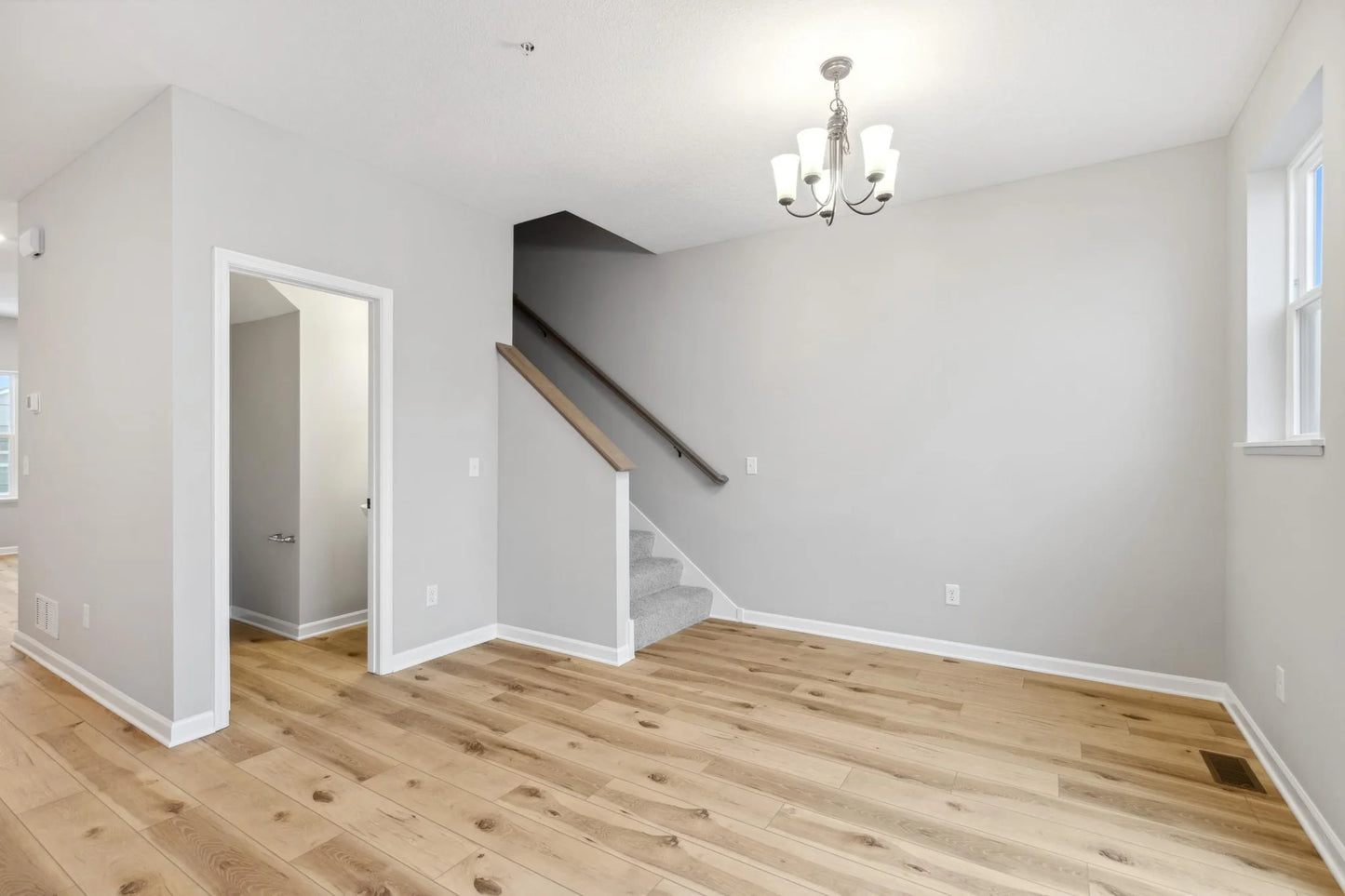 6746 Wildflower Way, Minnetrista, MN 55331