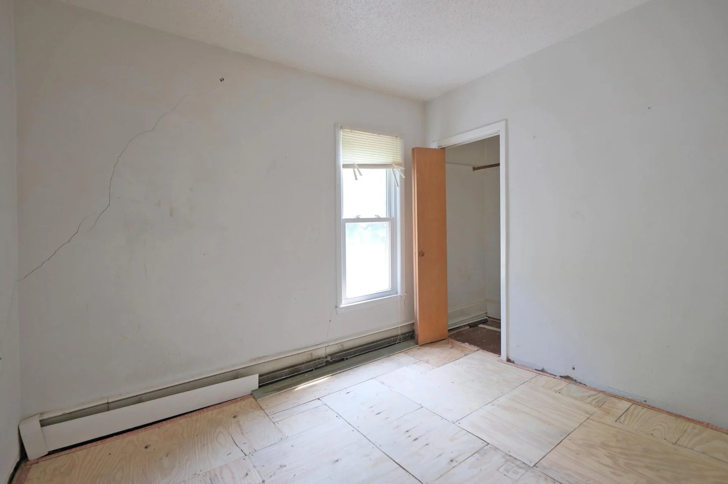 5741 Maple Street, Rockford, MN 55373