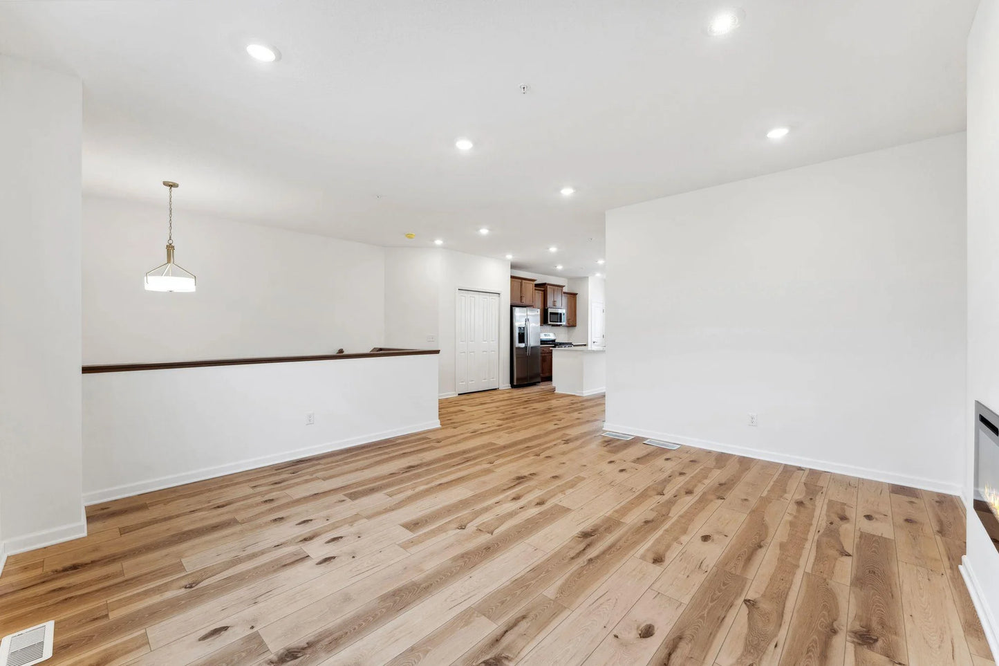 10389 Birchwood Circle, Victoria, MN 55318