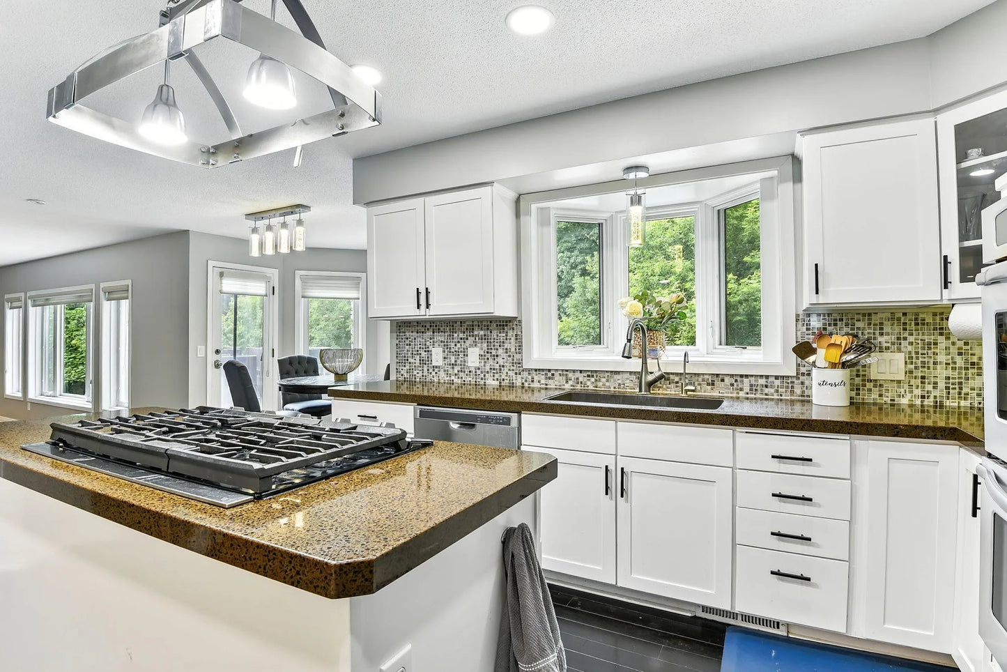 6170 Dallas Lane, Plymouth, MN 55446