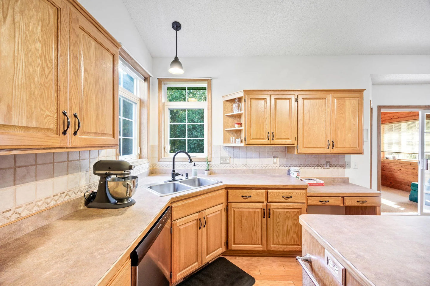 10462 Karston Avenue, Albertville, MN 55301