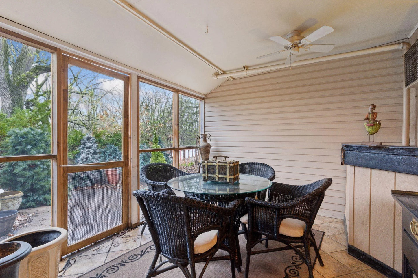 3076 Lexington Avenue, Roseville, MN 55113