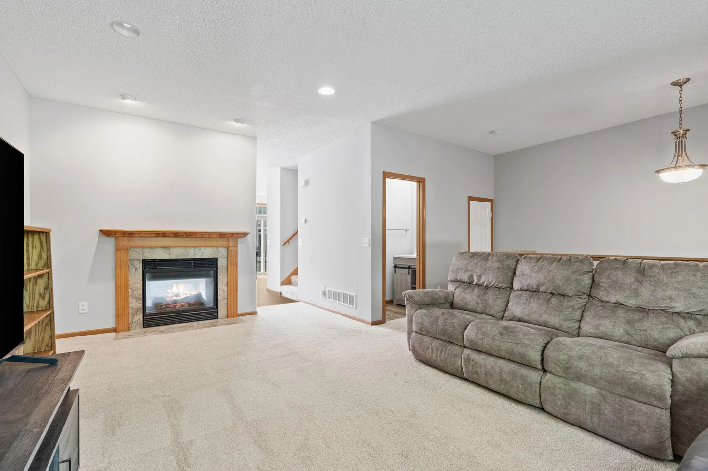 4107 Regent Avenue, Robbinsdale, MN 55422
