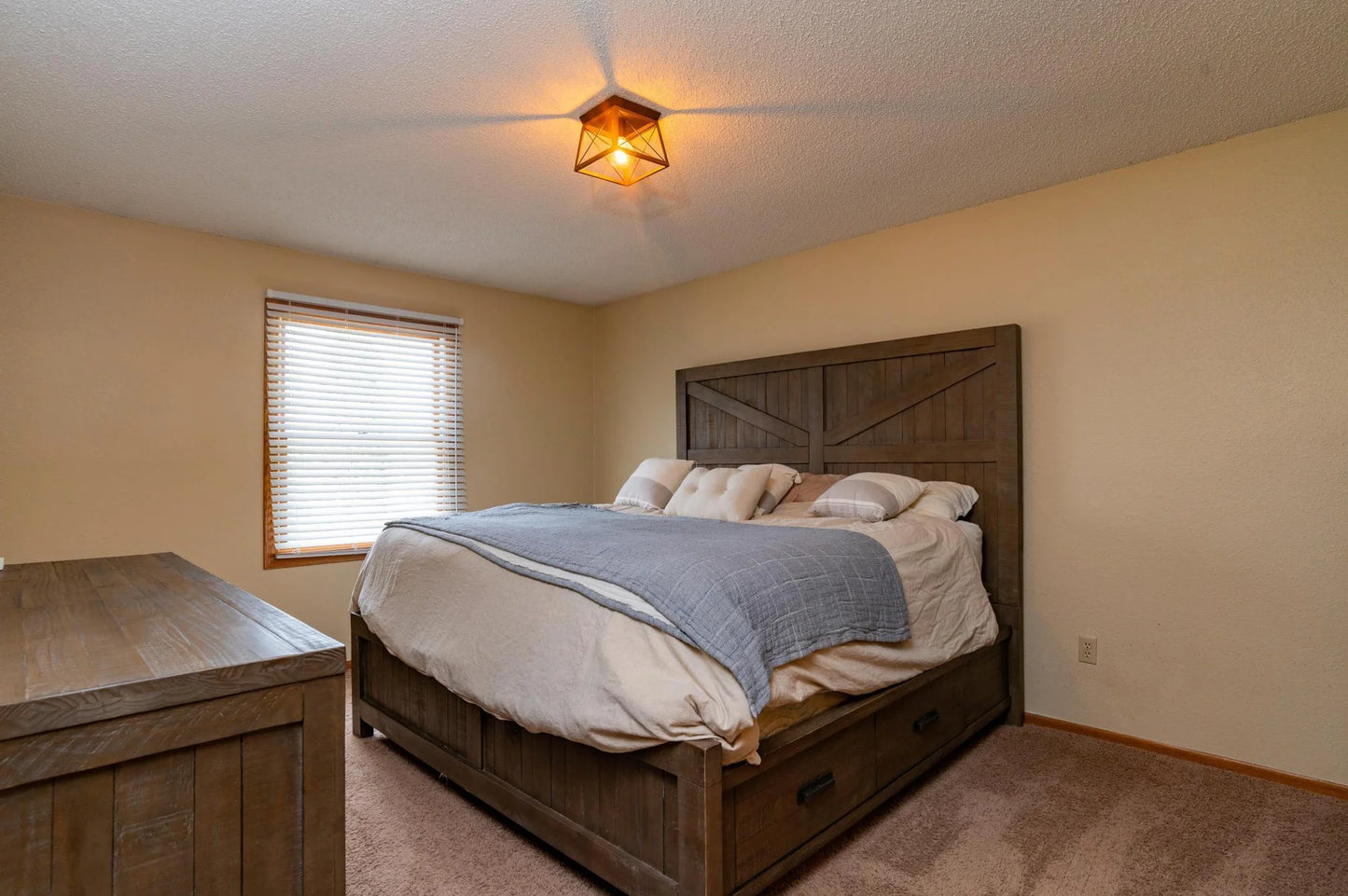 4811 Orchid Lane, Plymouth, MN 55446
