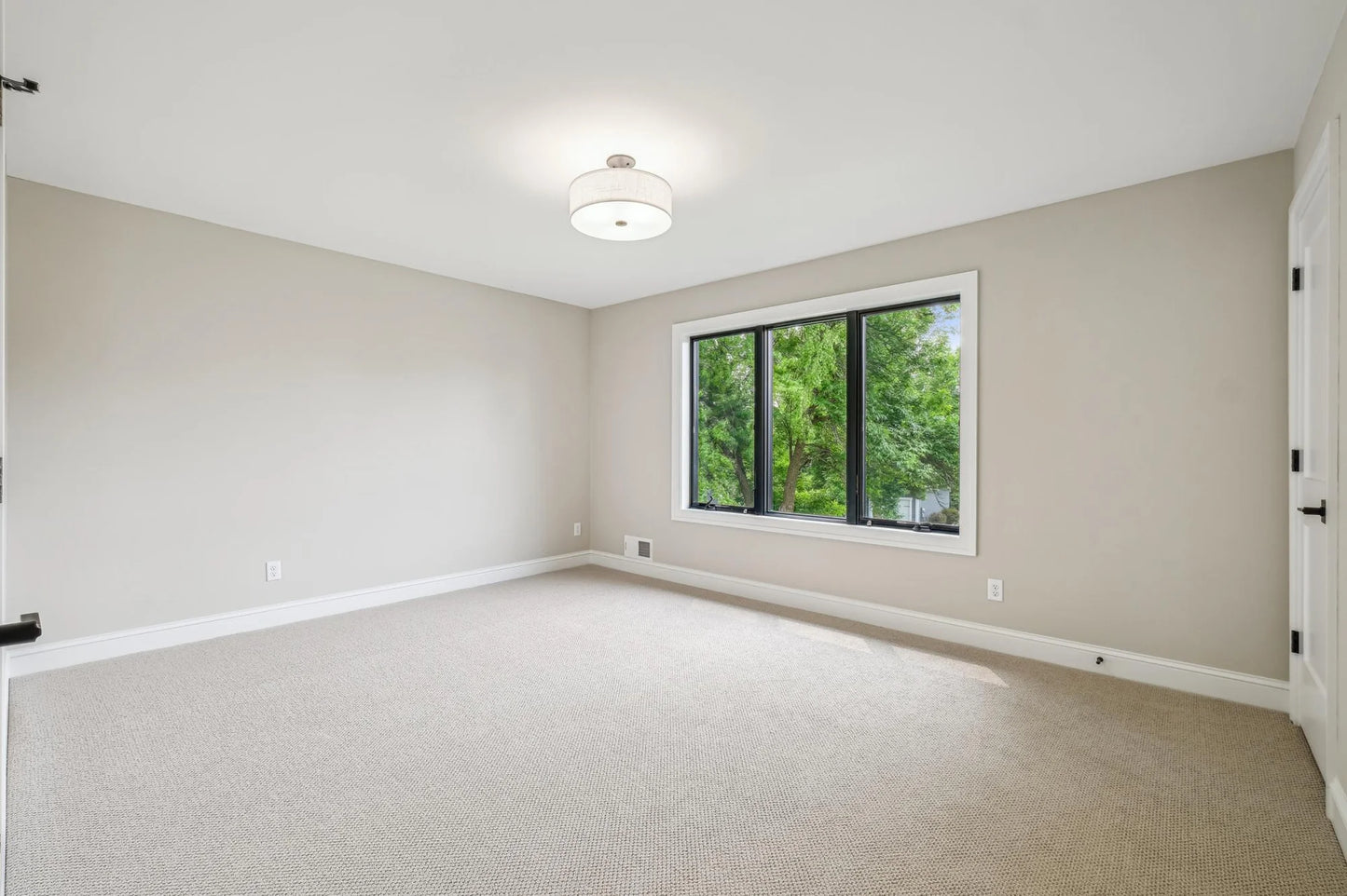 9535 Olympia Drive, Eden Prairie, MN 55347