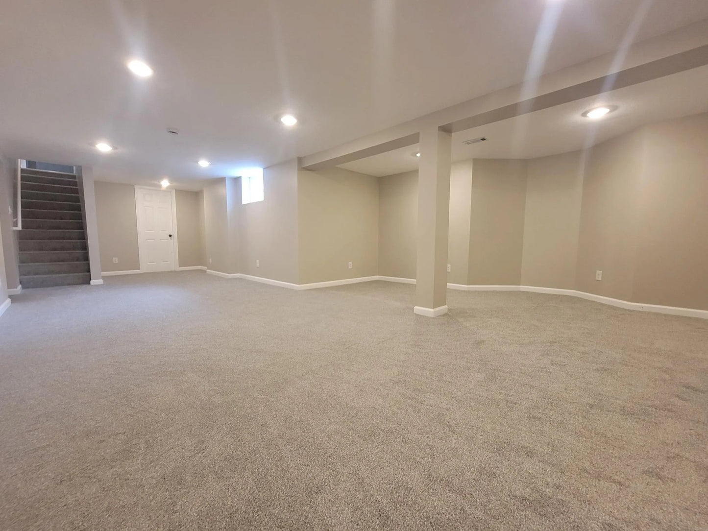 4240 Lake Road Avenue, Robbinsdale, MN 55422
