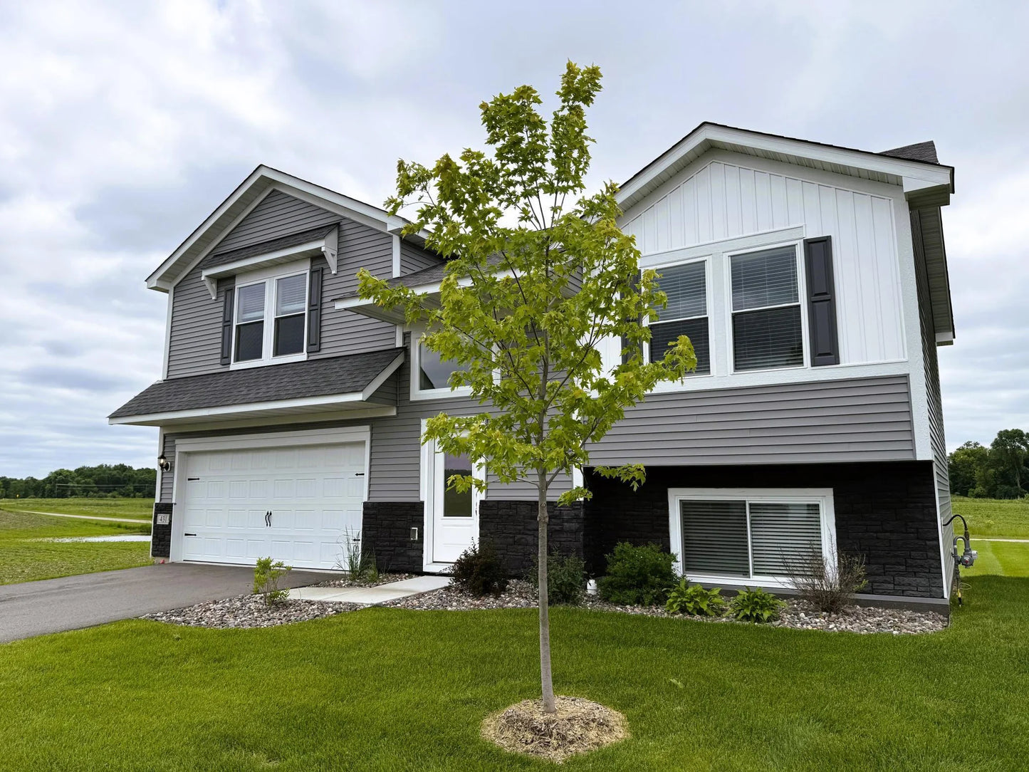431 Valley Drive, Annandale, MN 55302