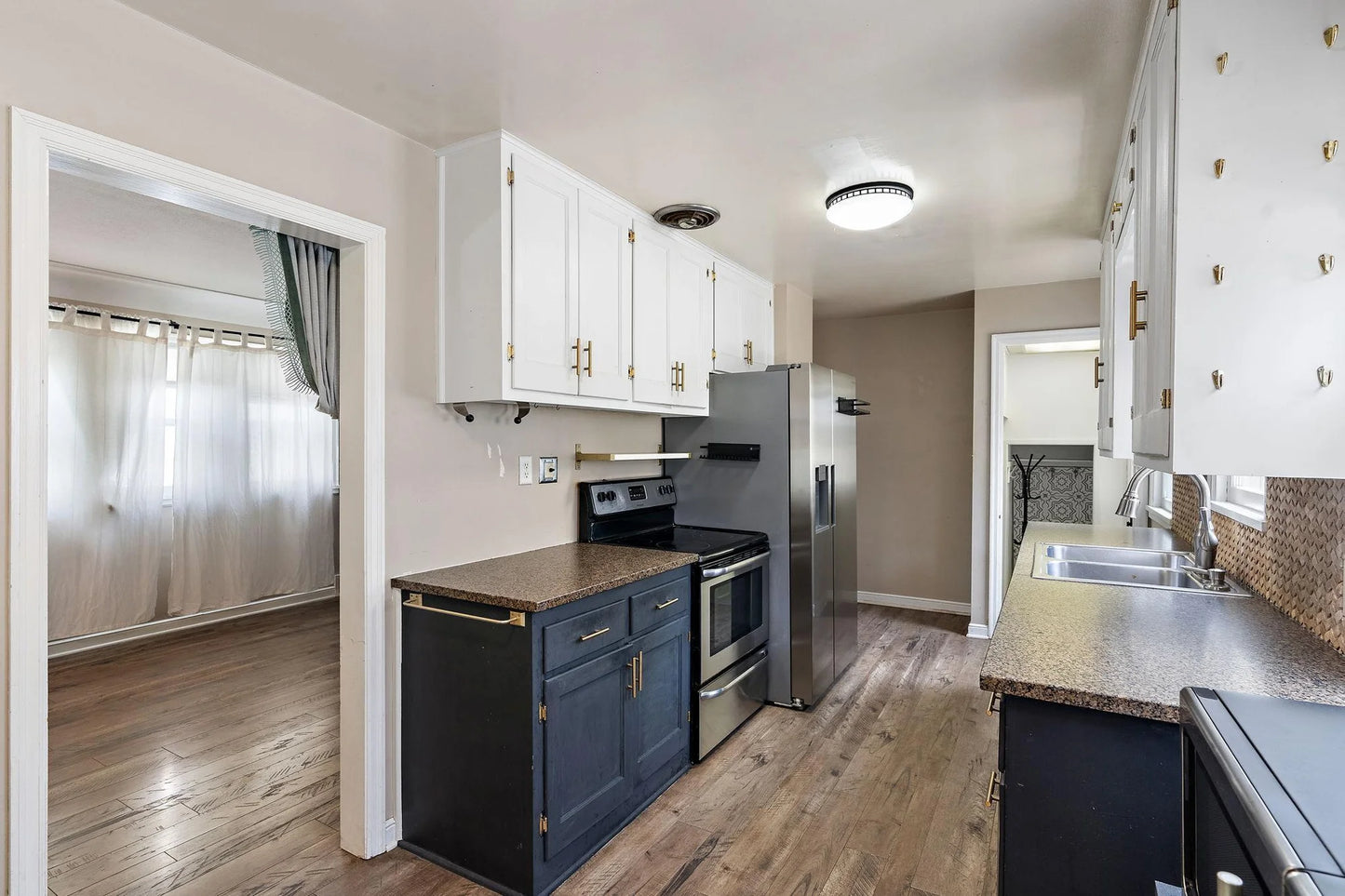 8219 Blaisdell Avenue, Bloomington, MN 55420