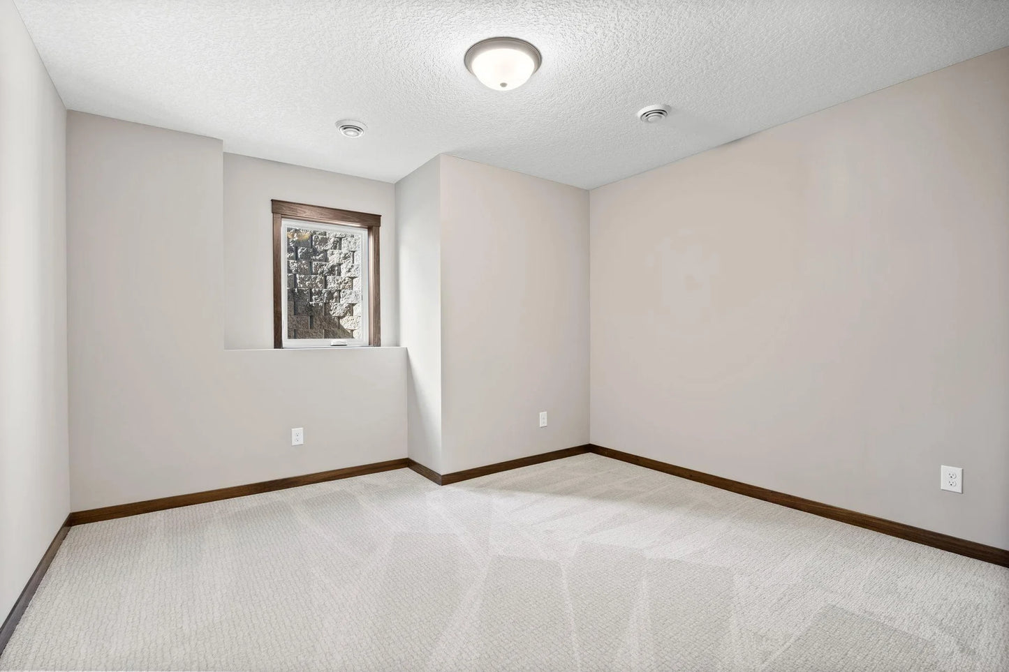 249 3rd Street, Delano, MN 55328