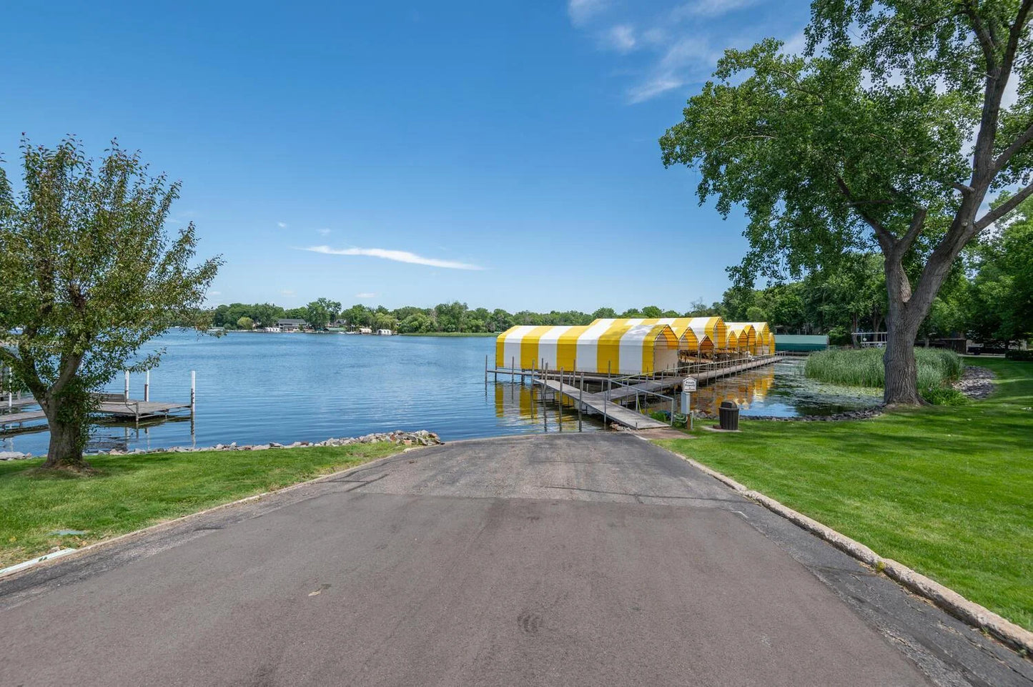 5430 Three Points Boulevard, Mound, MN 55364
