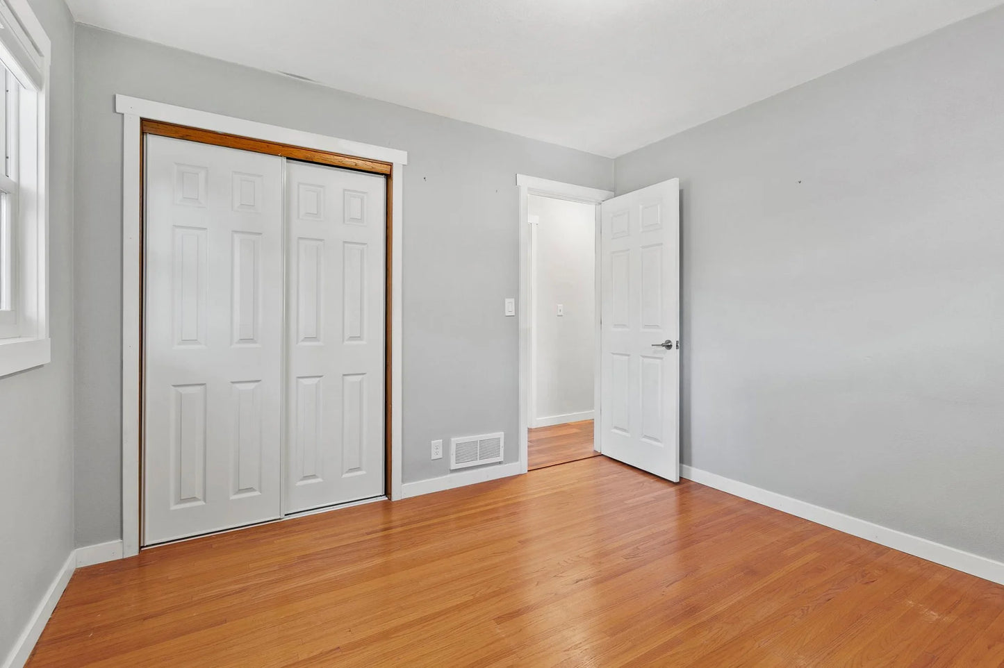 4336 Victoria Street, Shoreview, MN 55126