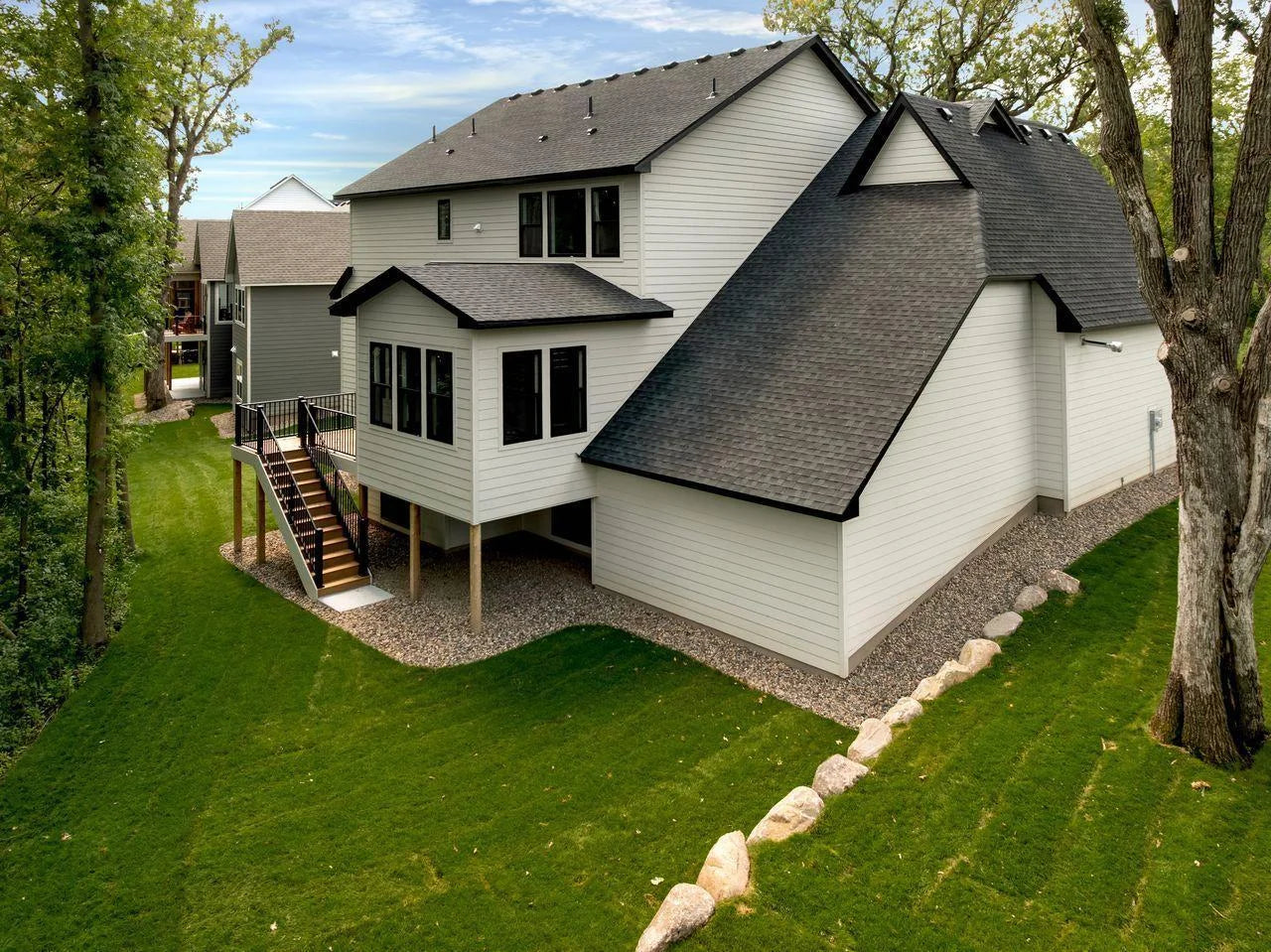 9399 Eagle Ridge Way, Chanhassen, MN 55317