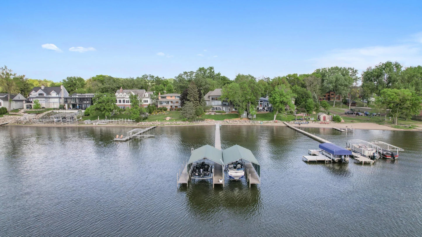 115 Wildwood Beach Road, Mahtomedi, MN 55115