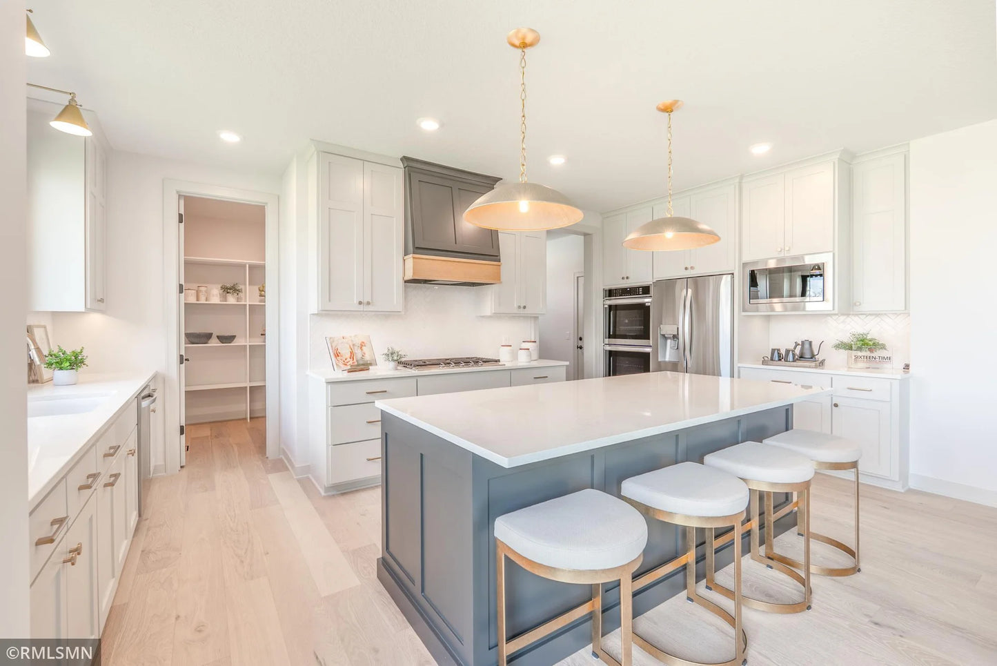 5058 Airlake Draw , Woodbury, MN 55129
