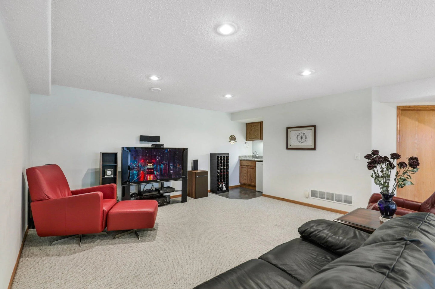 10450 64th Way, Albertville, MN 55301