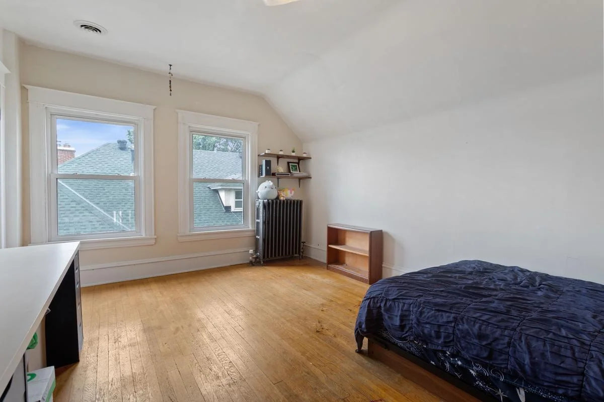 2512 Humboldt Avenue, Minneapolis, MN 55405