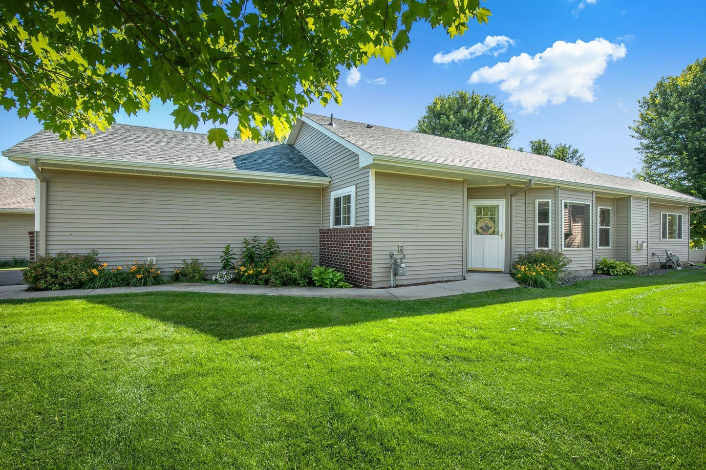 136 Garner Circle, Montrose, MN 55363