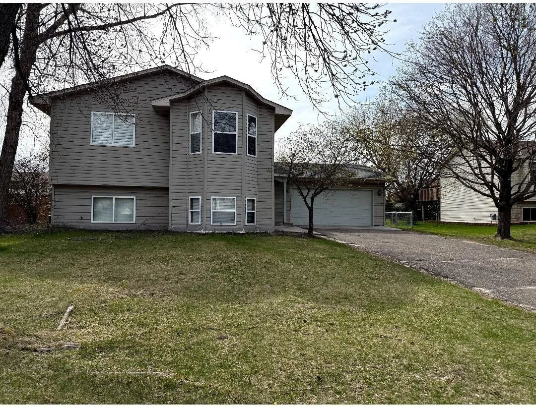 9007 Hampshire Avenue, Brooklyn Park, MN 55445