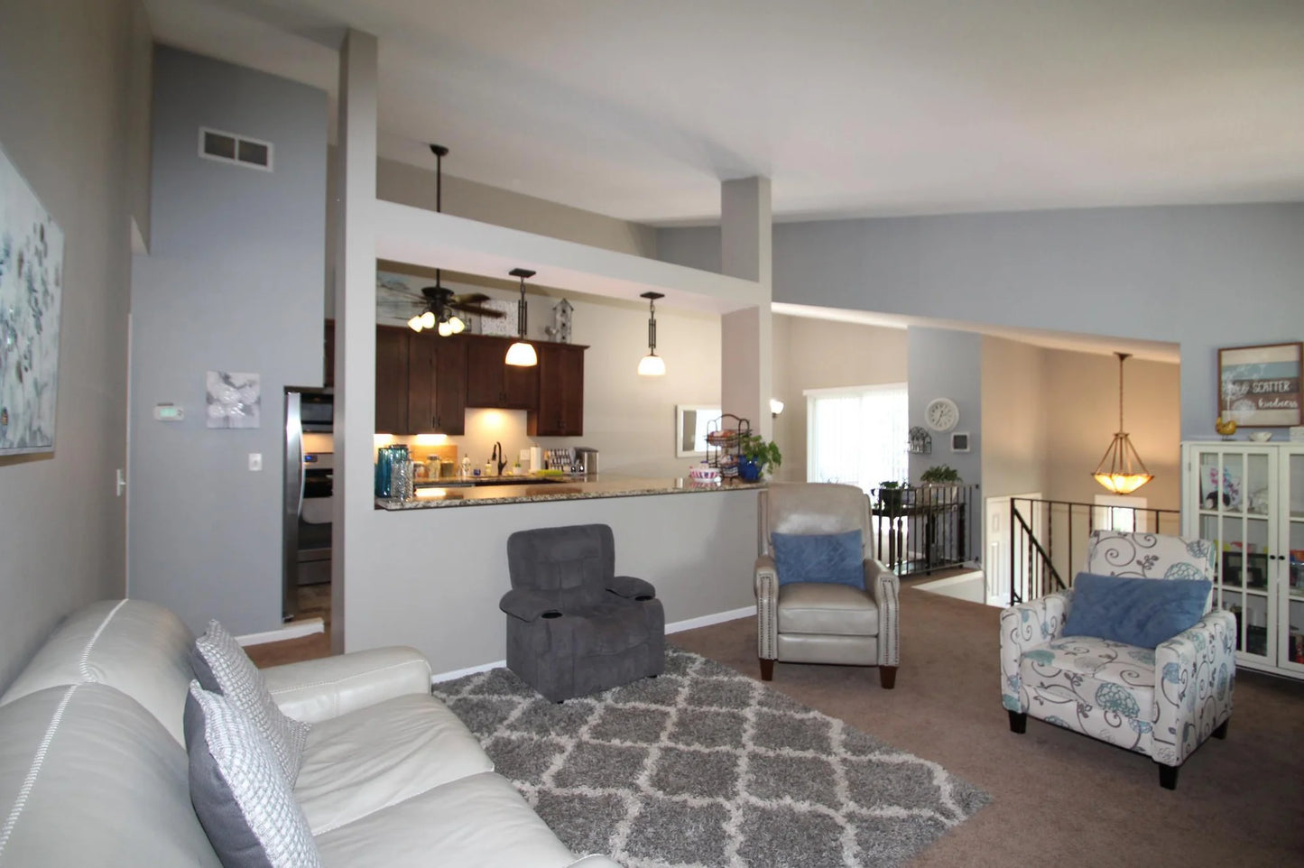 5304 Yorktown Lane, Plymouth, MN 55442