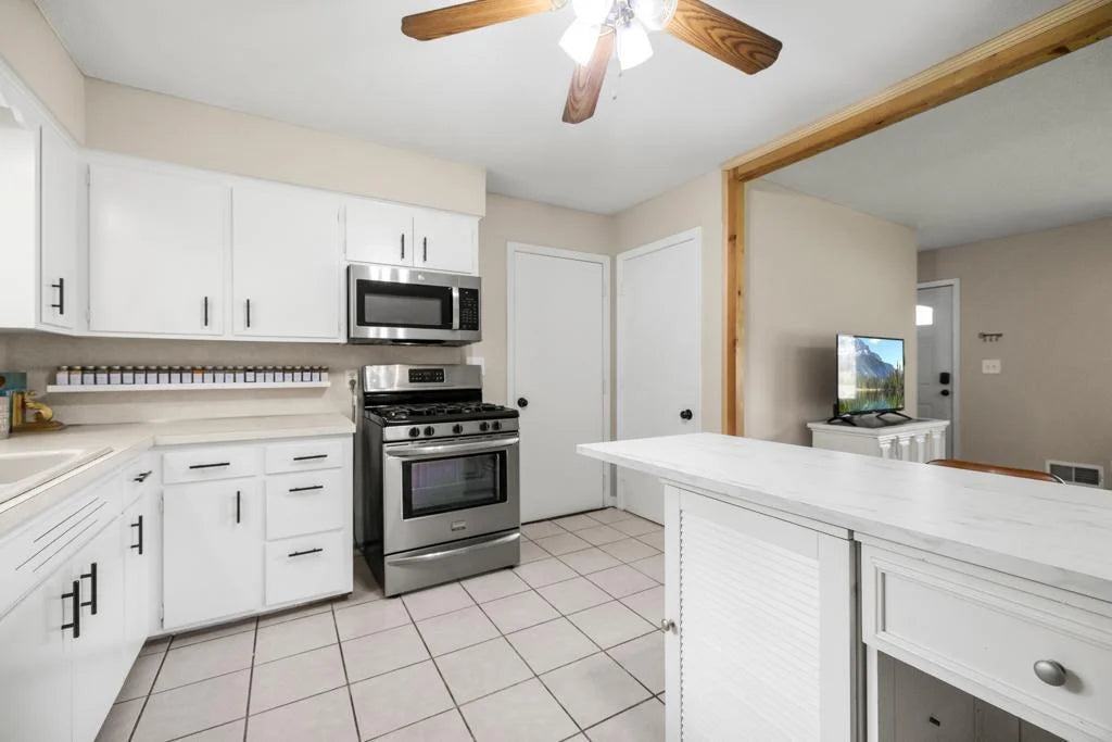 4370 Nicols Road, Eagan, MN 55122