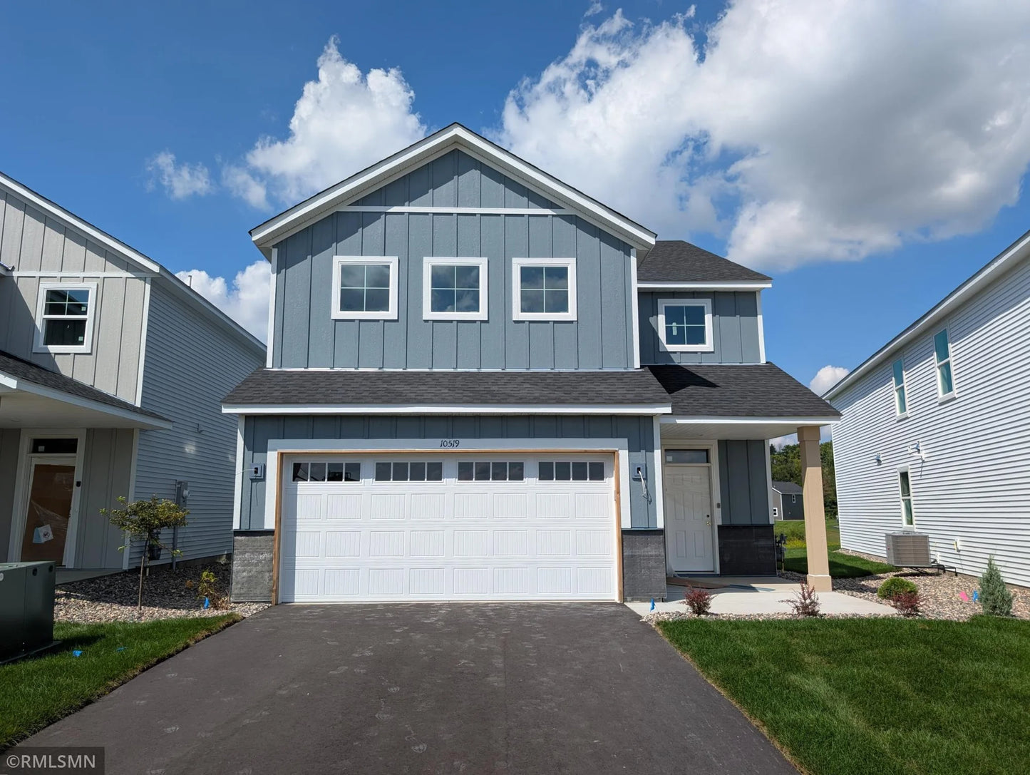 10519 Goodwin Avenue, Cottage Grove, MN 55016