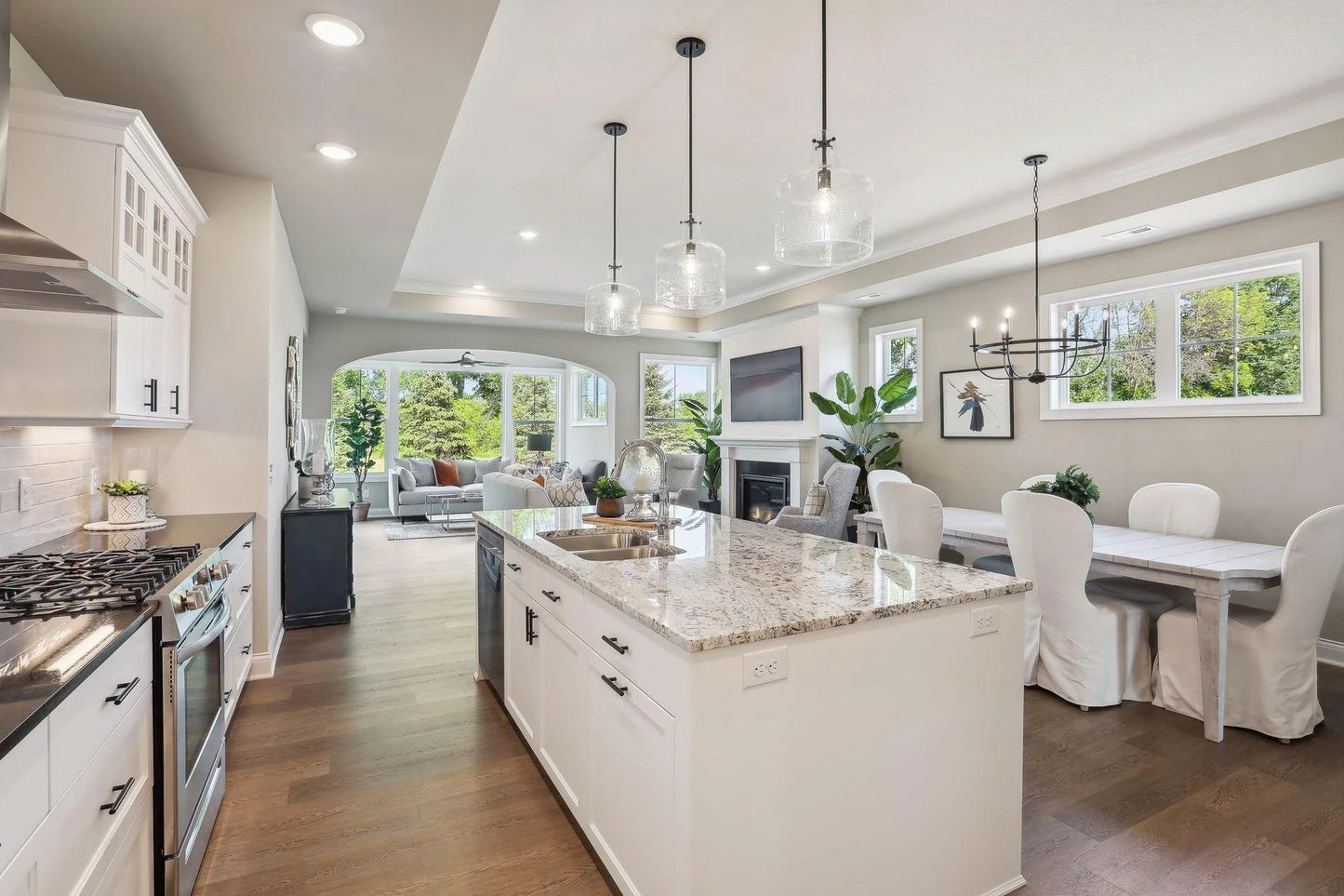 3729 Queensland Lane, Plymouth, MN 55446