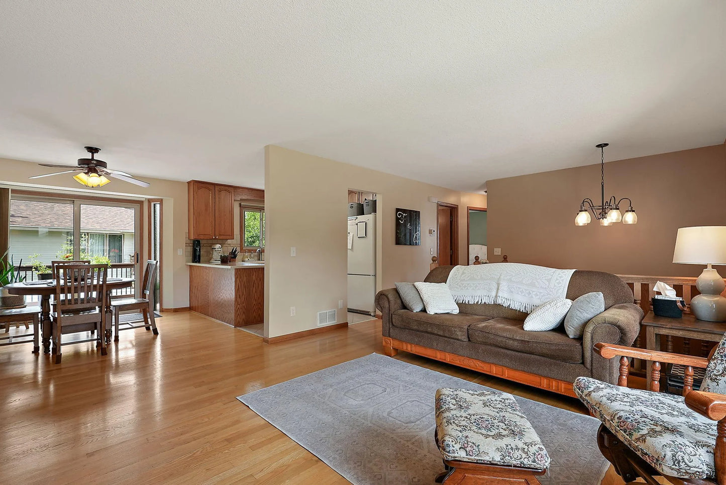 5237 Scott Avenue, Crystal, MN 55429
