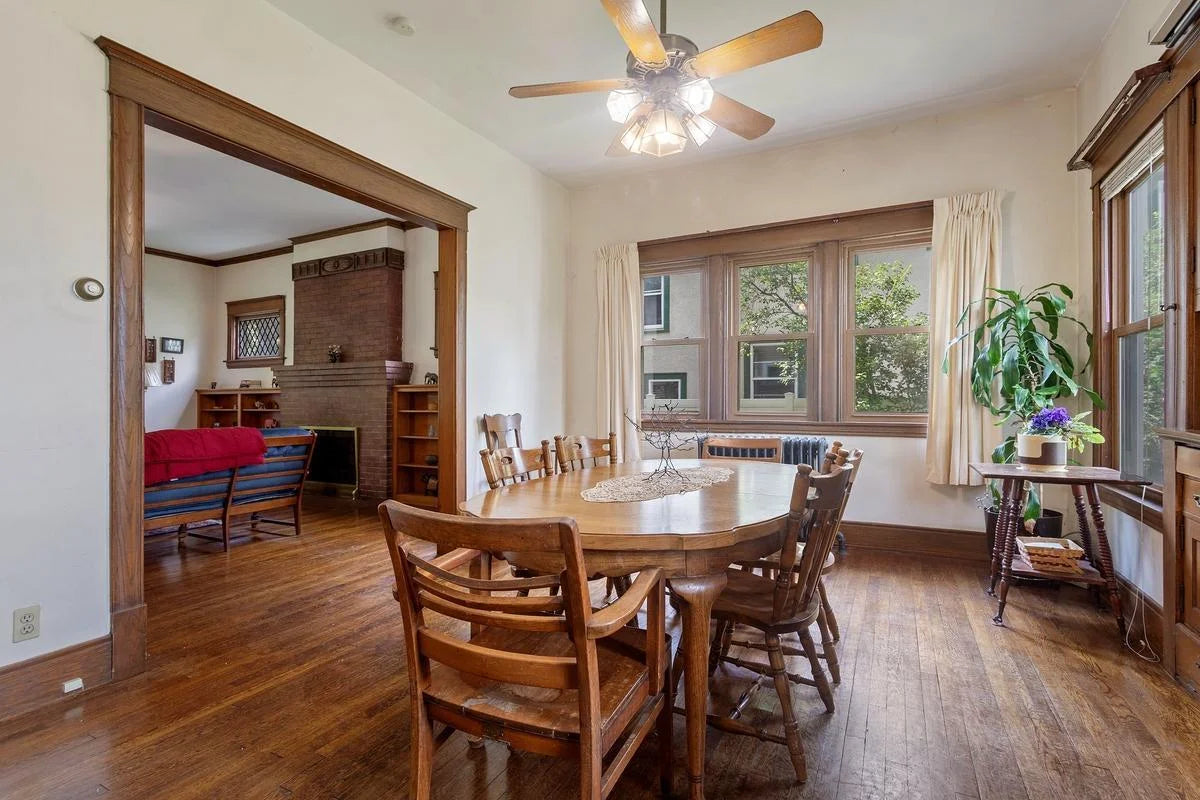 2512 Humboldt Avenue, Minneapolis, MN 55405