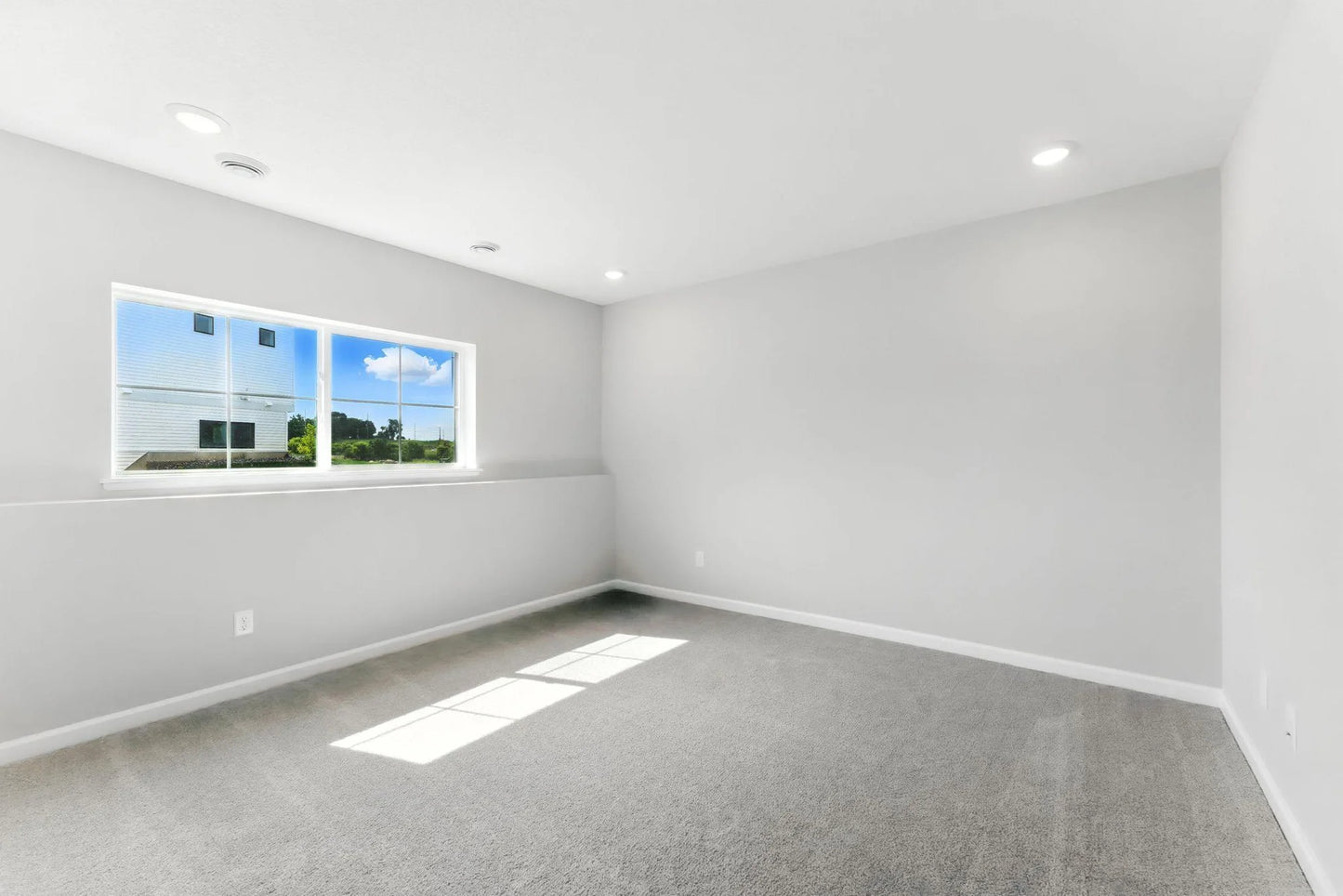 10373 Birchwood Circle, Victoria, MN 55318