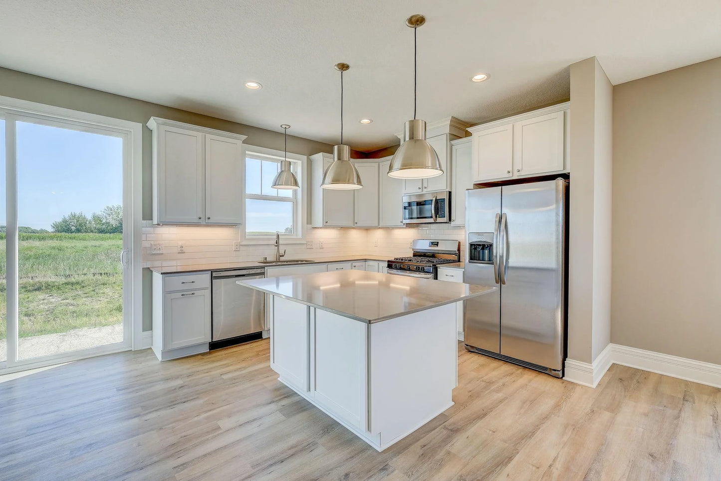 2885 Trinity Drive, Shakopee, MN 55379