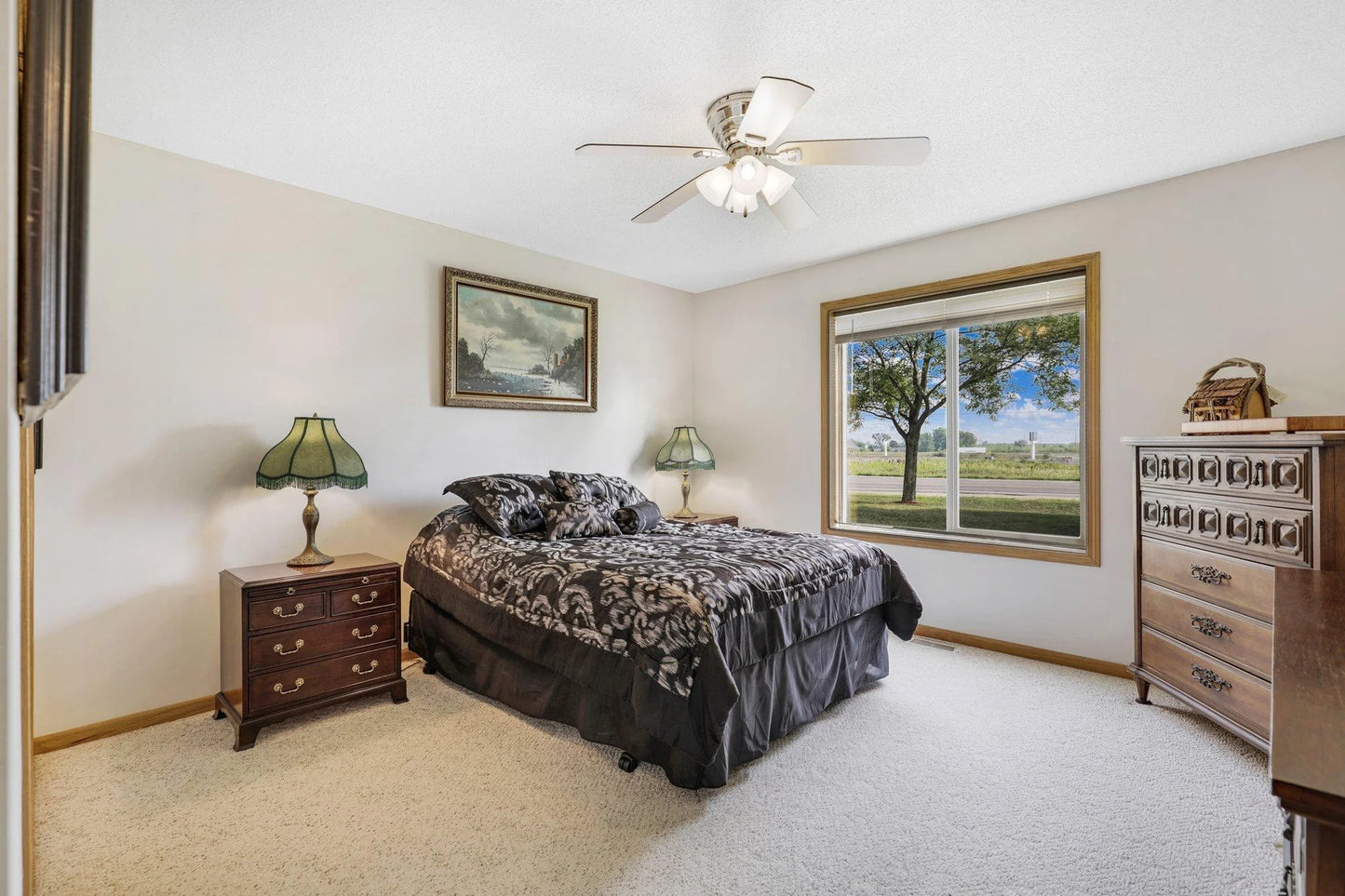 10450 64th Way, Albertville, MN 55301