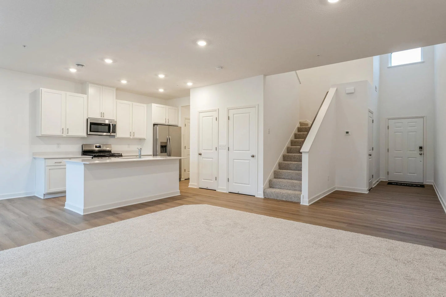 10507 Harbor Lane, Maple Grove, MN 55369