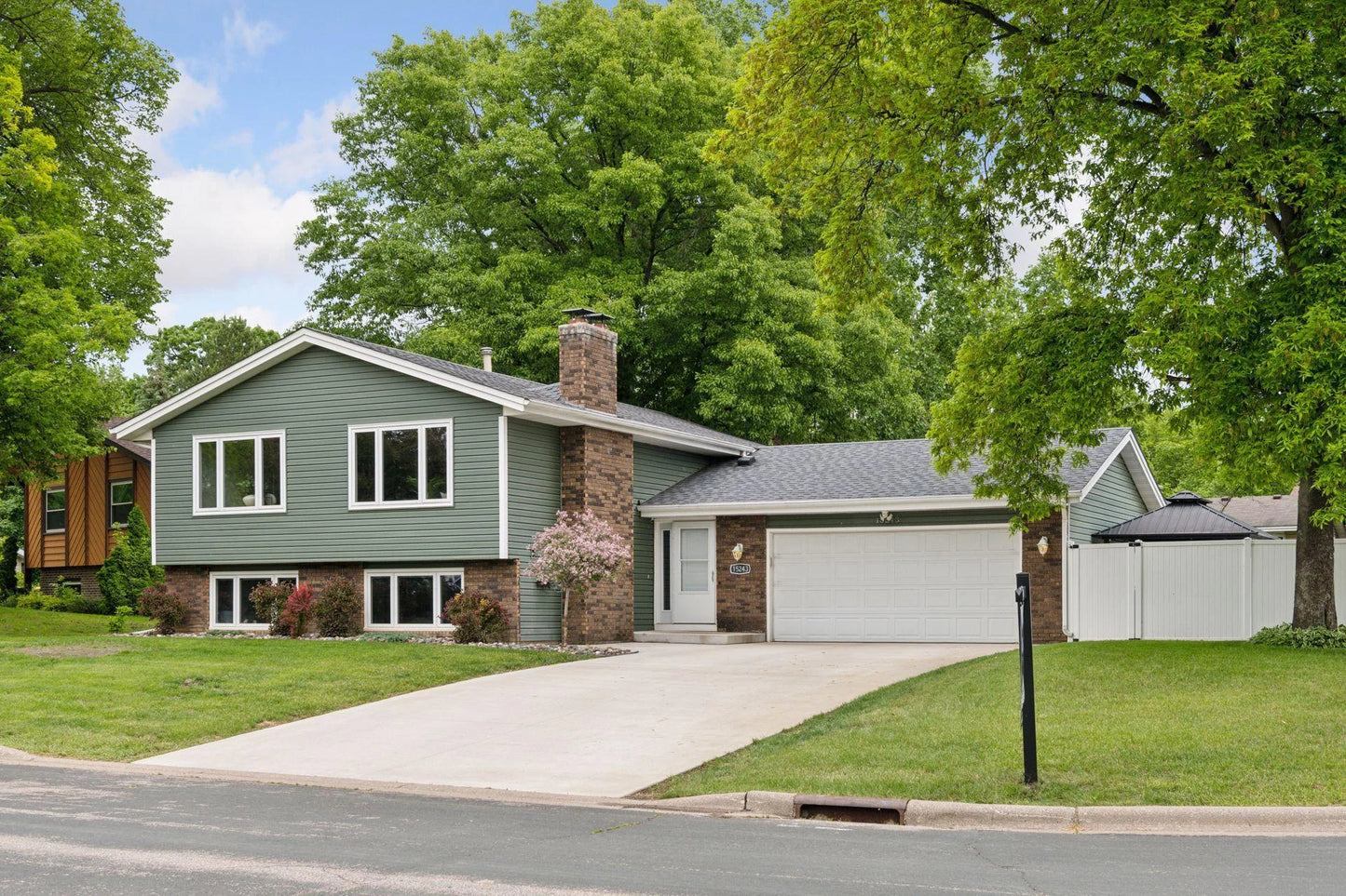 15243 Bluedorn Circle, Prior Lake, MN 55372