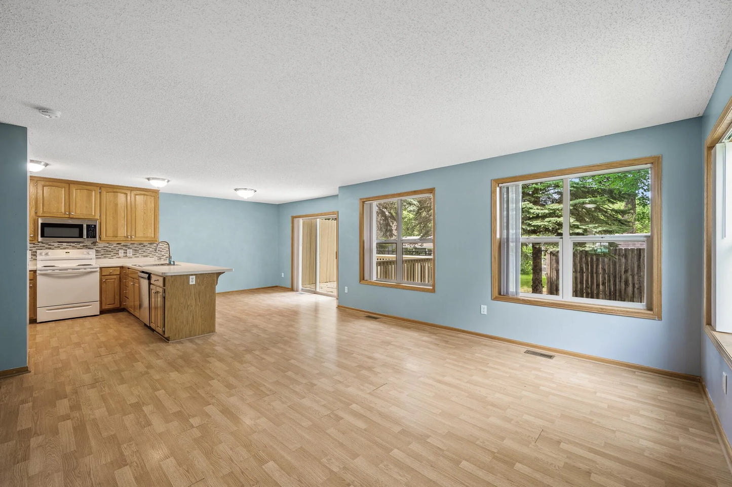 1011 6th Avenue, Buffalo, MN 55313