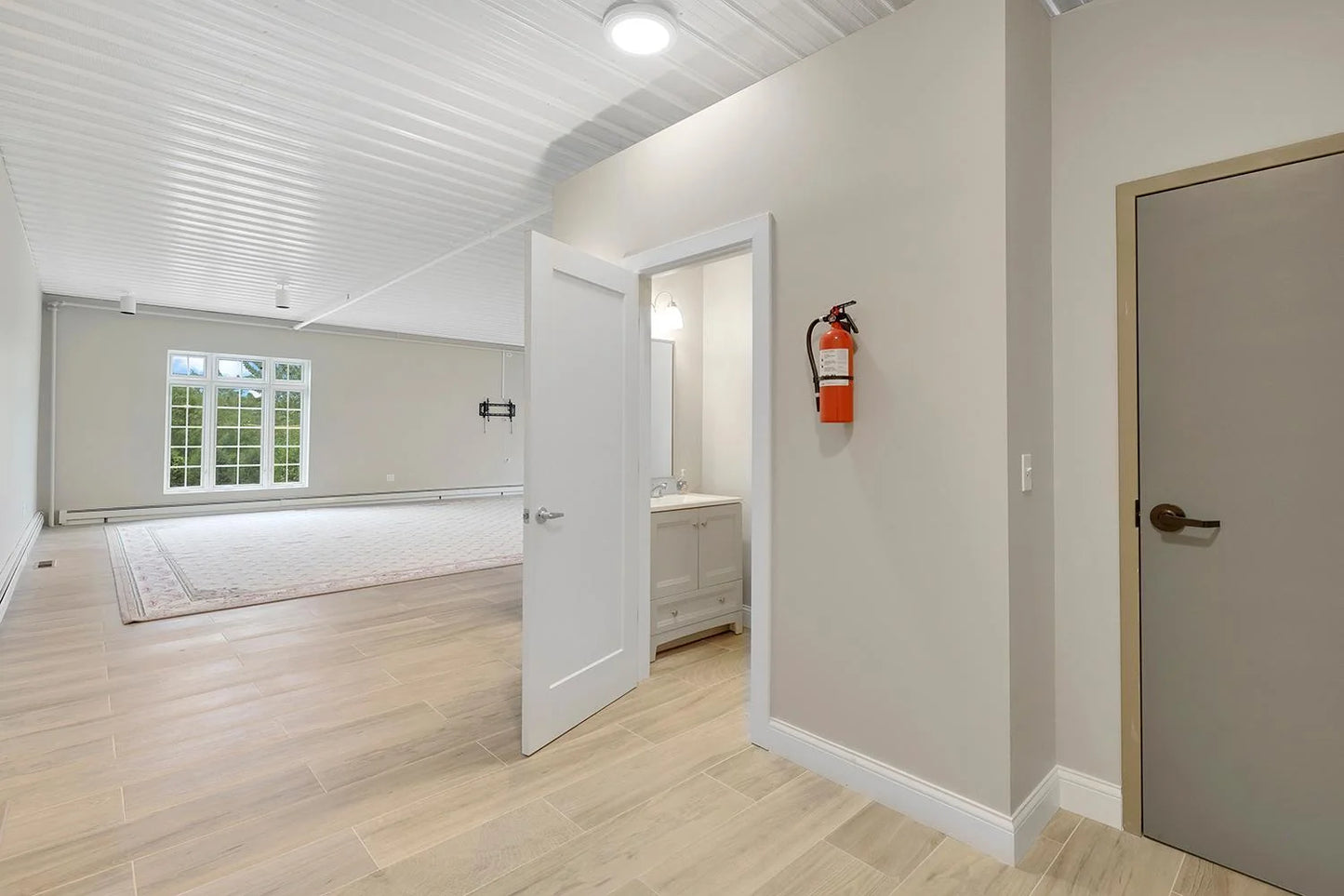 1760 Motorplex Court, Chanhassen, MN 55317