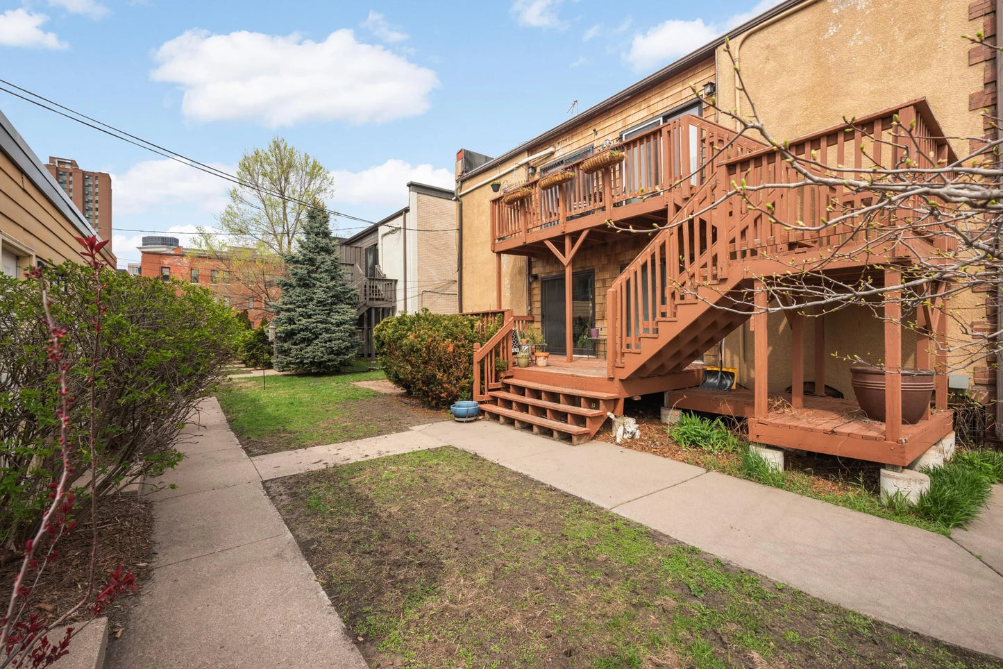 1828 Clinton Avenue, Minneapolis, MN 55404