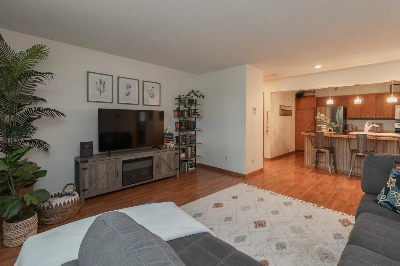 1269 Cleveland Avenue, Saint Paul, MN 55108