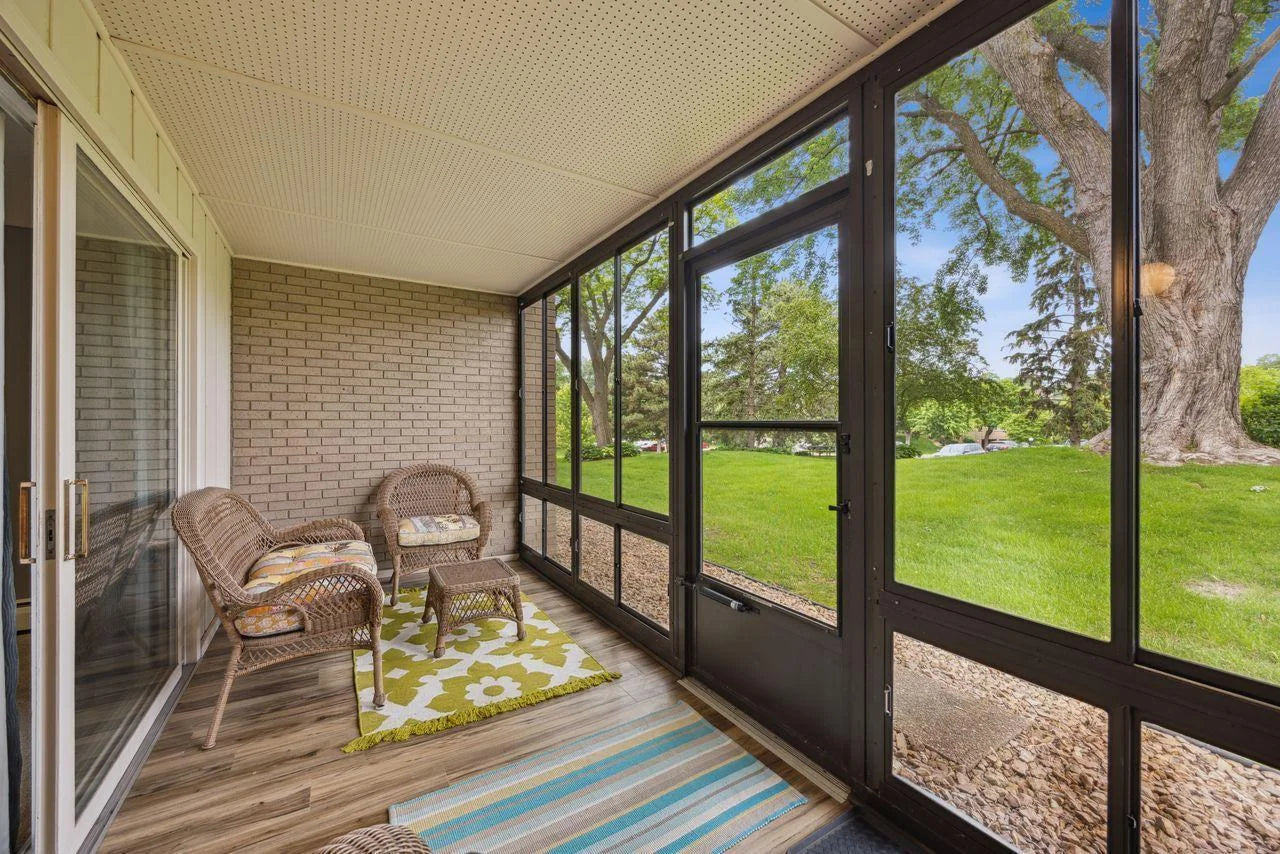 4380 Brookside Court, Edina, MN 55436