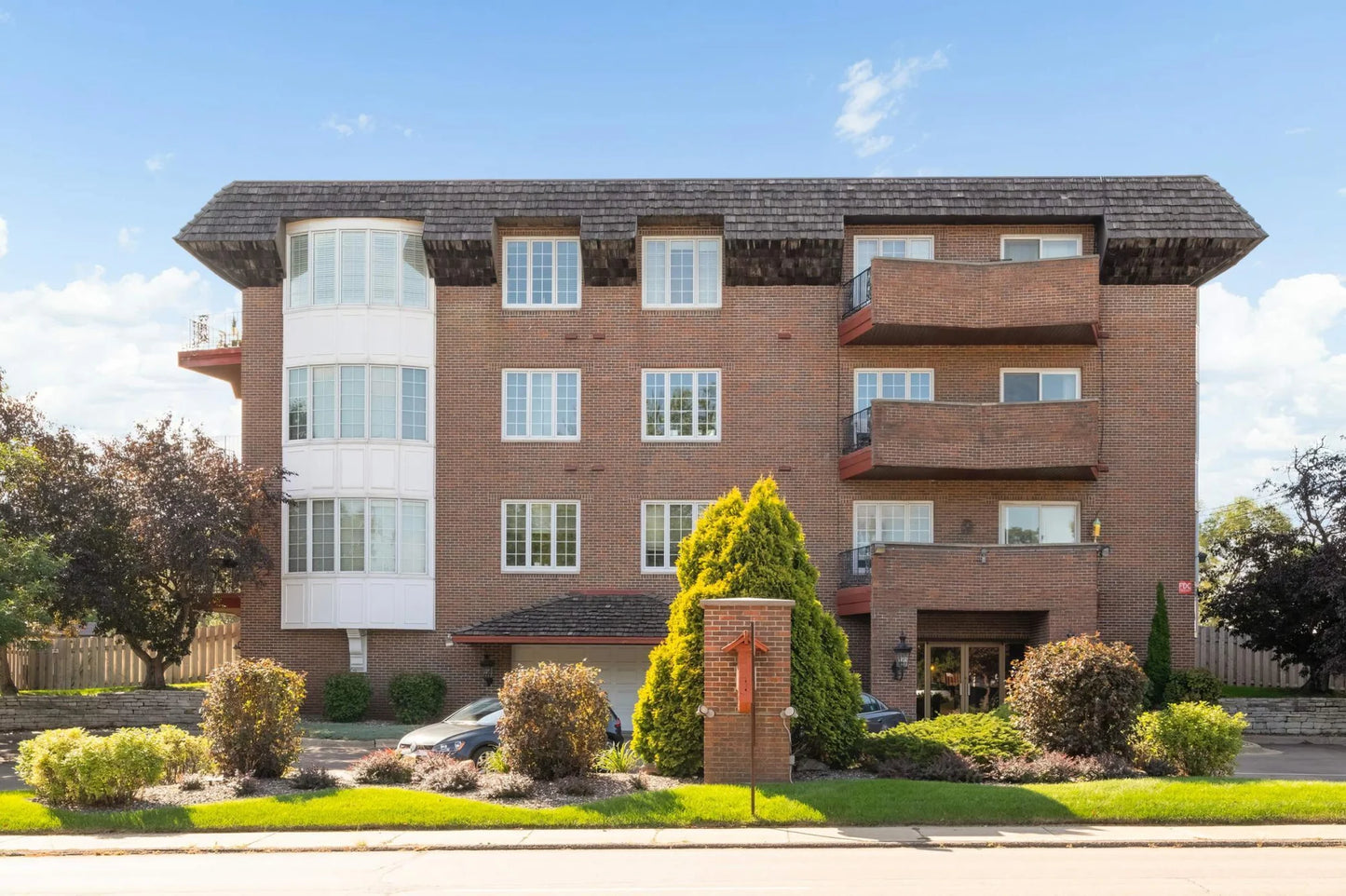 6300 Xerxes Avenue, Edina, MN 55423