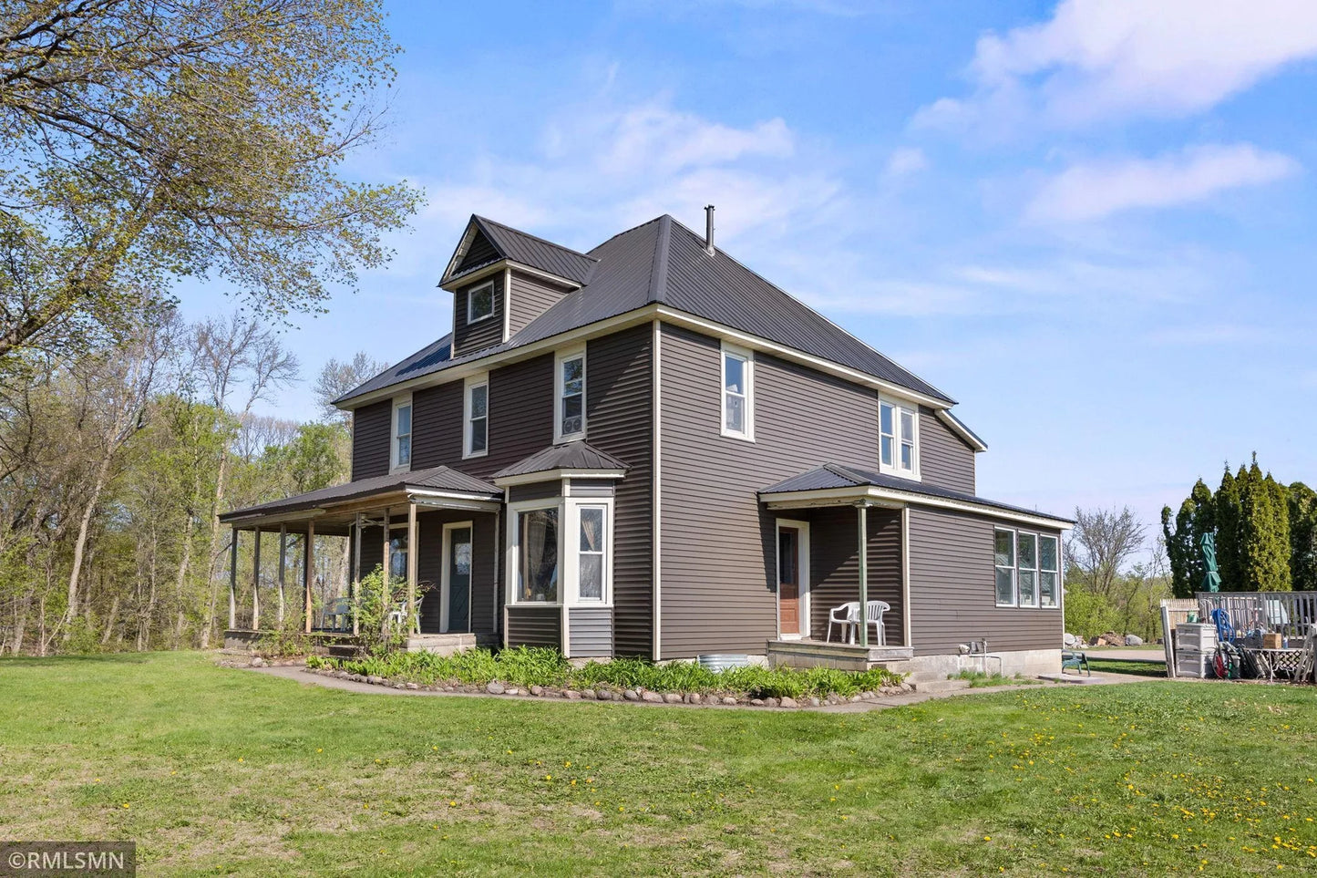 5664 County Road 7 , Howard Lake, MN 55349