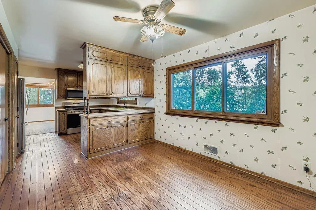 25 Kraft Road, West Saint Paul, MN 55118