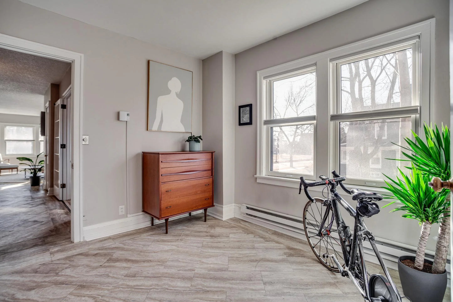 79 Western Avenue, Saint Paul, MN 55102